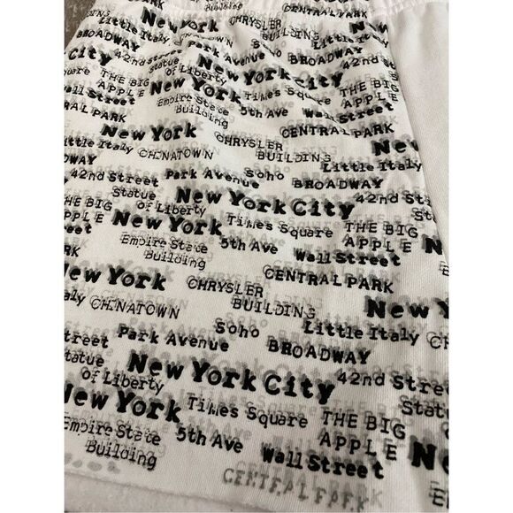 Spirit Jersey New York Puff Print Sweat Shorts Size Medium - Picture 2 of 5